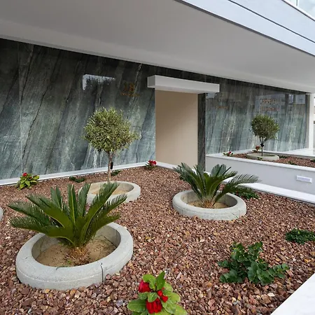 Chrystal Residences * Нікосія