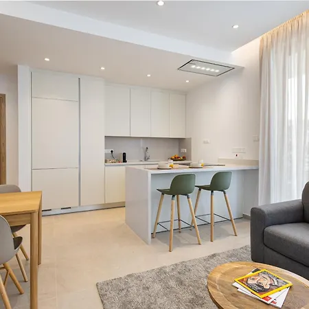 Chrystal Residences Нікосія