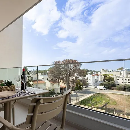 Chrystal Residences *