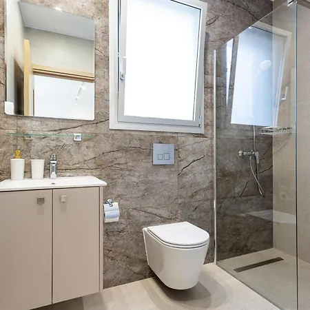 Chrystal Residences Apartamento *