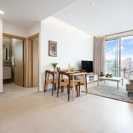 Apartment Chrystal Residences