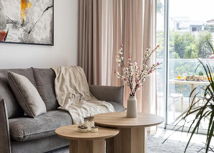 Chrystal Residences *