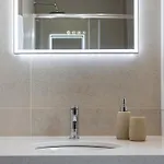 Chrystal Residences Apartman *