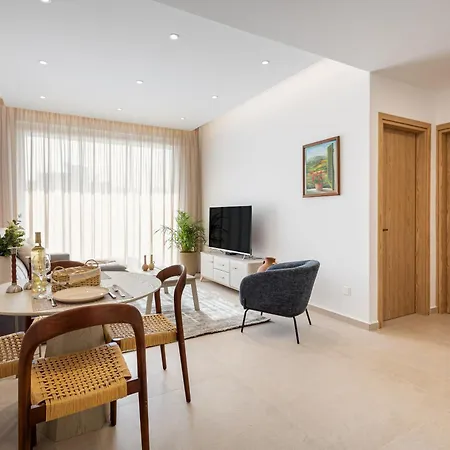 Chrystal Residences Apartman *